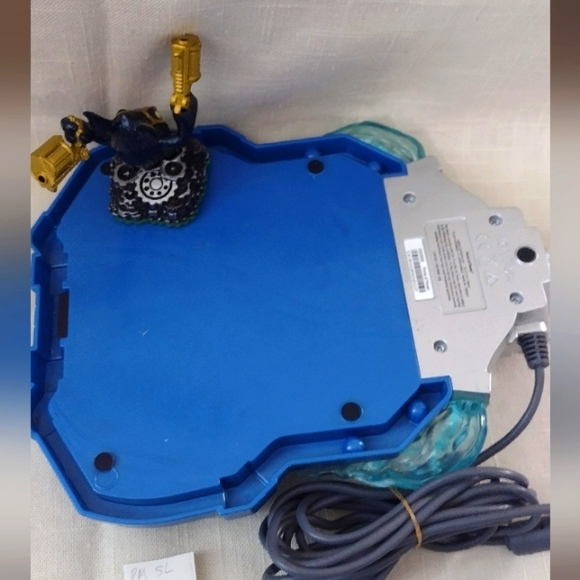 Activision Skylanders Superchargers Portal and Trigger Happy Black Figure - Picture 2 of 5